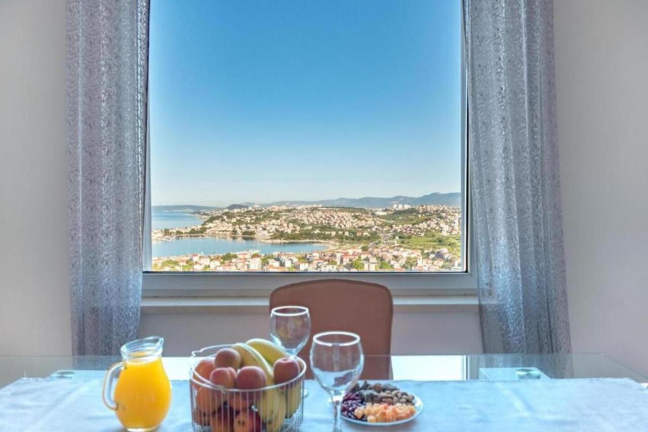 Appartement Cartolina Di Mare à Podstrana Extérieur photo
